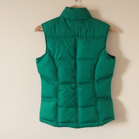 Us Polo Association puffer vest size medium green with big pink pony. - Picture 3 of 8